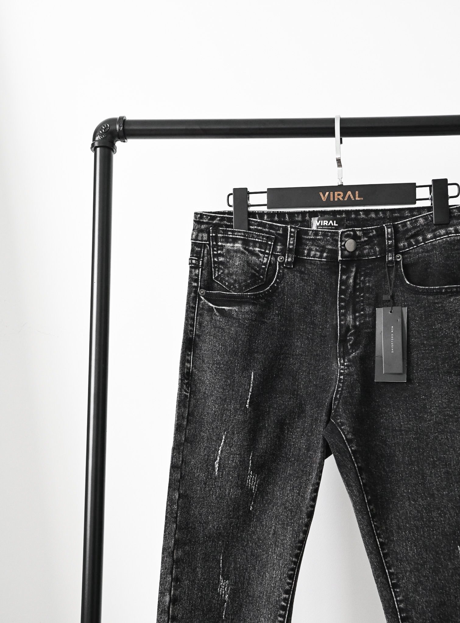 Stained Basic T Stained Basic Skinny Jeans – VIRAL CLOTHING